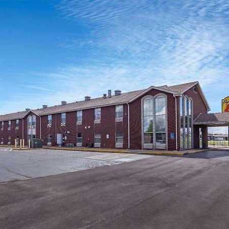 Super 8 By Wyndham Nixa/Springfield Area Hotel Екстериор снимка