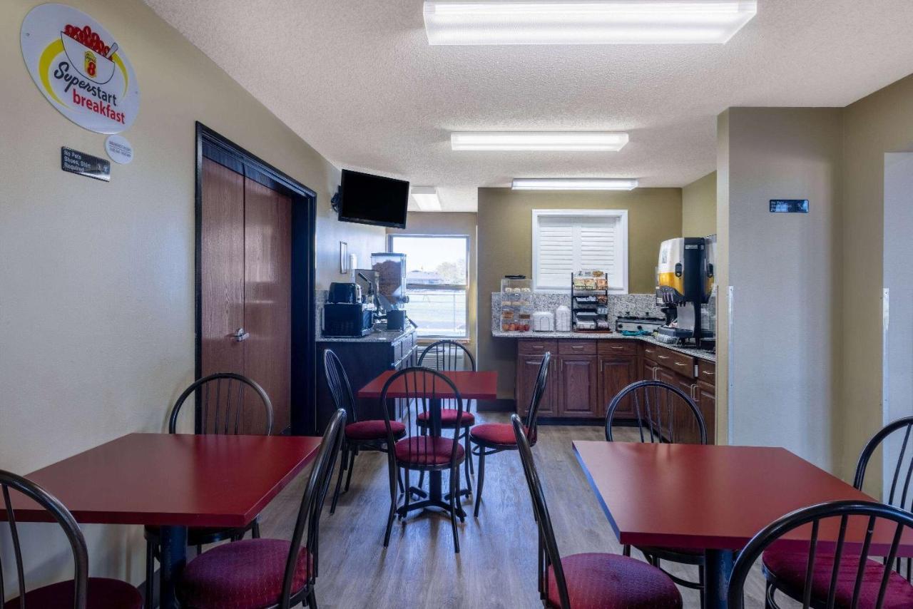 Super 8 By Wyndham Nixa/Springfield Area Hotel Екстериор снимка
