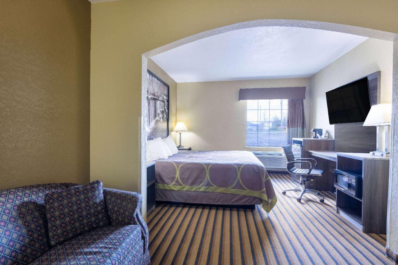 Super 8 By Wyndham Nixa/Springfield Area Hotel Екстериор снимка