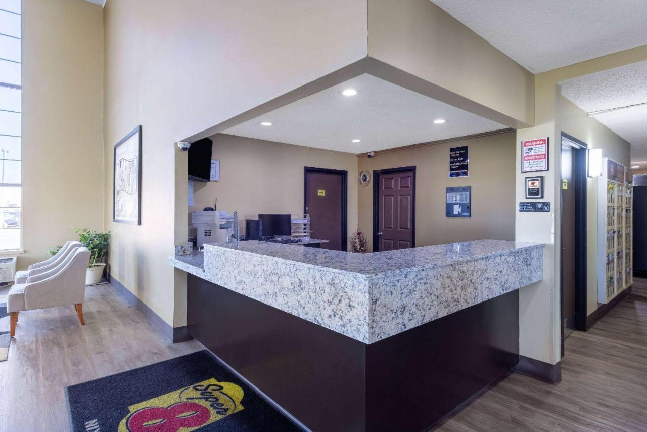 Super 8 By Wyndham Nixa/Springfield Area Hotel Екстериор снимка