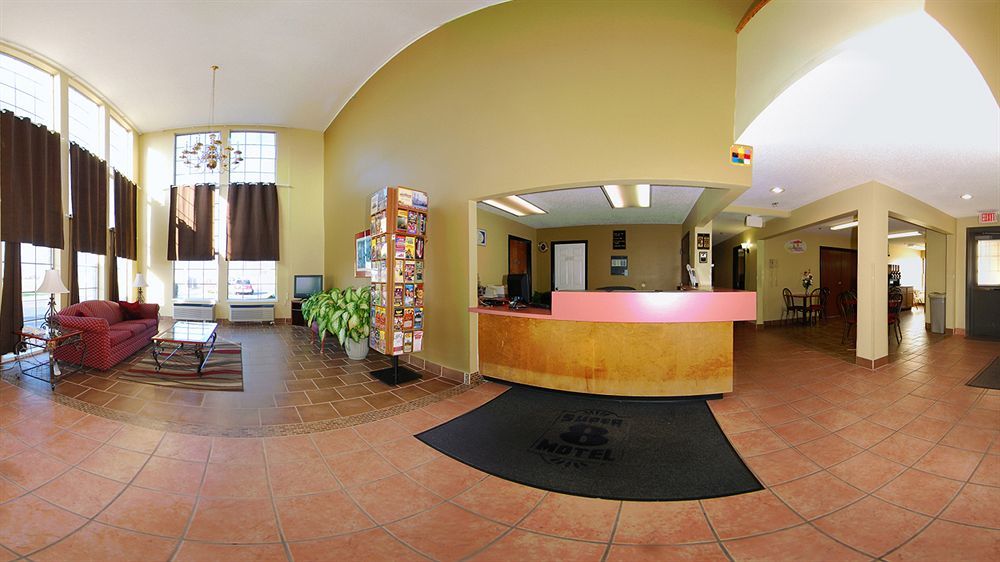 Super 8 By Wyndham Nixa/Springfield Area Hotel Екстериор снимка