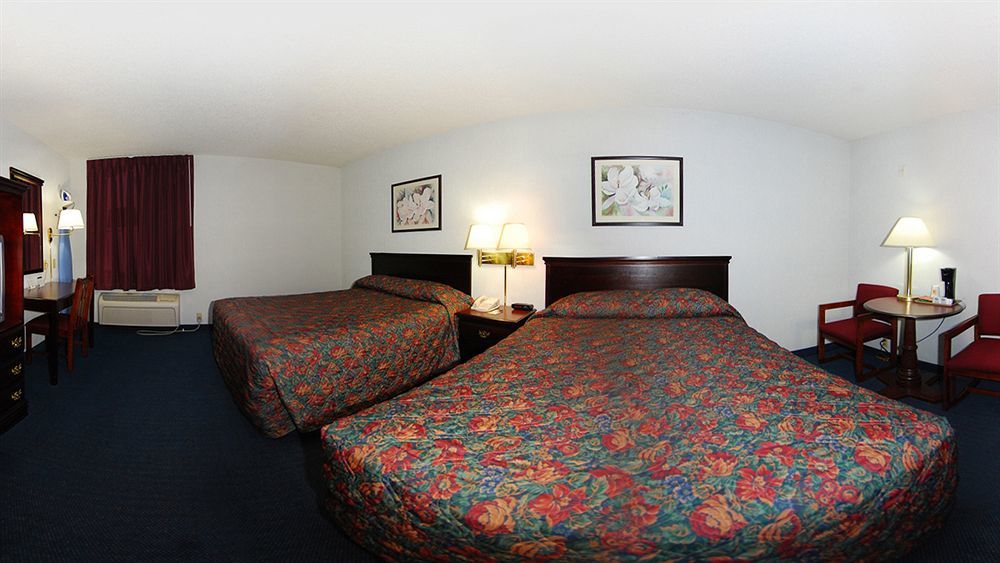 Super 8 By Wyndham Nixa/Springfield Area Hotel Екстериор снимка